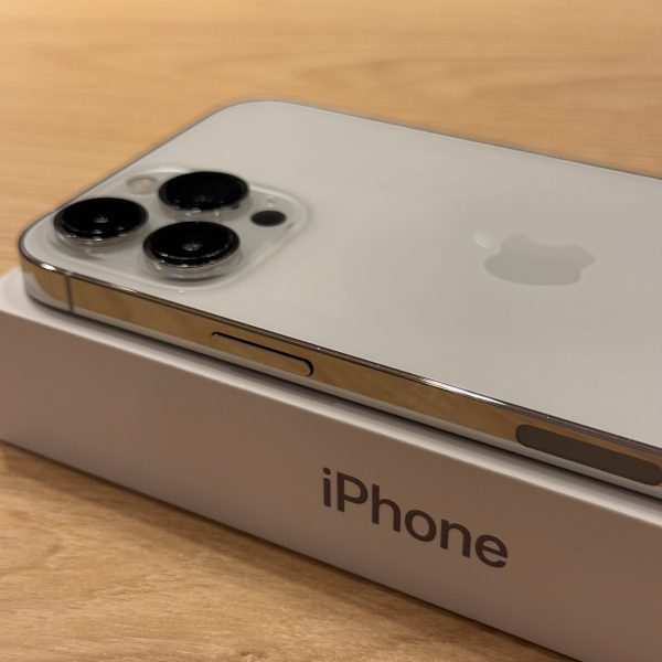 iPhone 13 Pro Max 128GB Branco- SEMI NOVO - Imagem 2